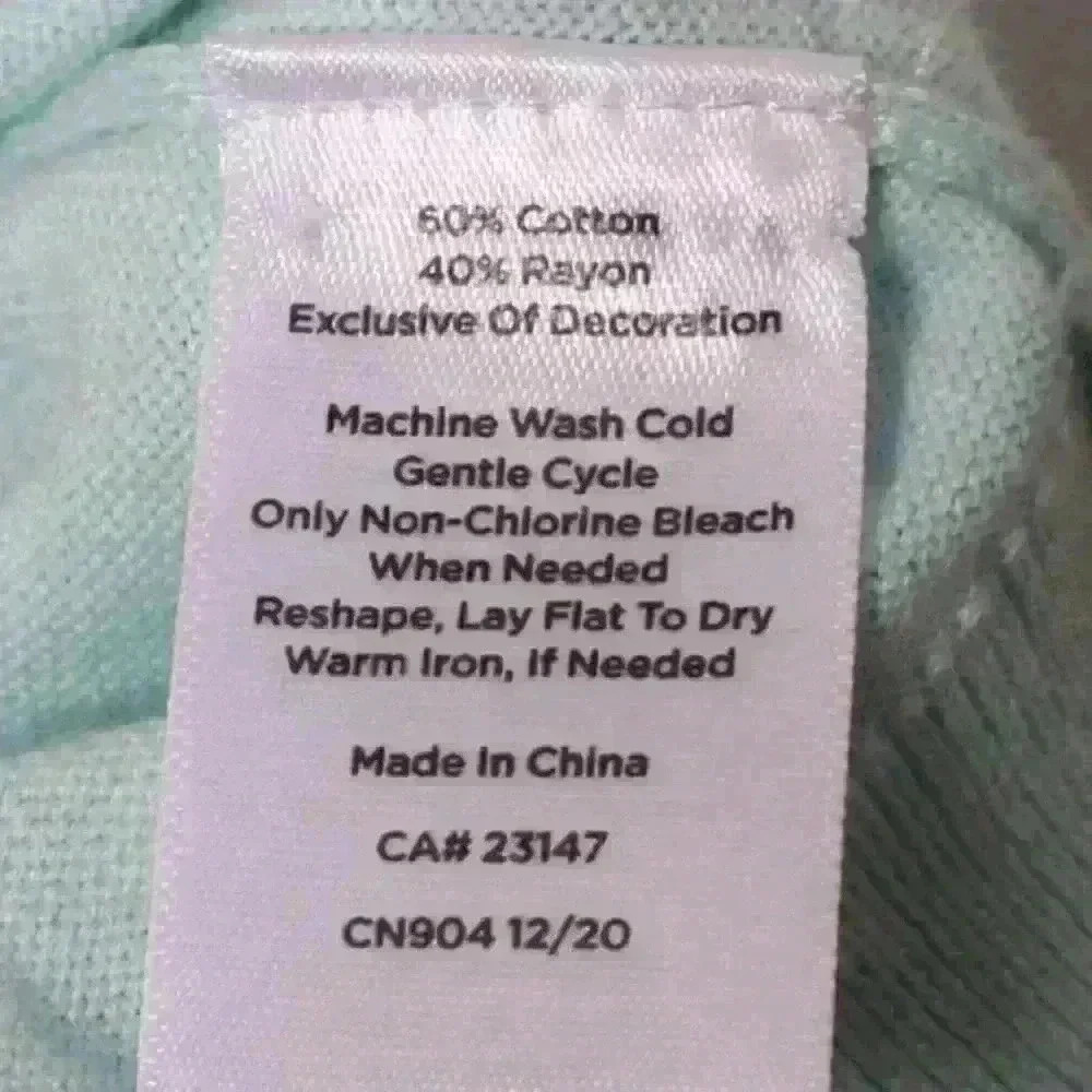 Talbots Women Light Blue Embroidered Floral Short Sleeve Cotton Blend Top Medium - Picture 3 of 5
